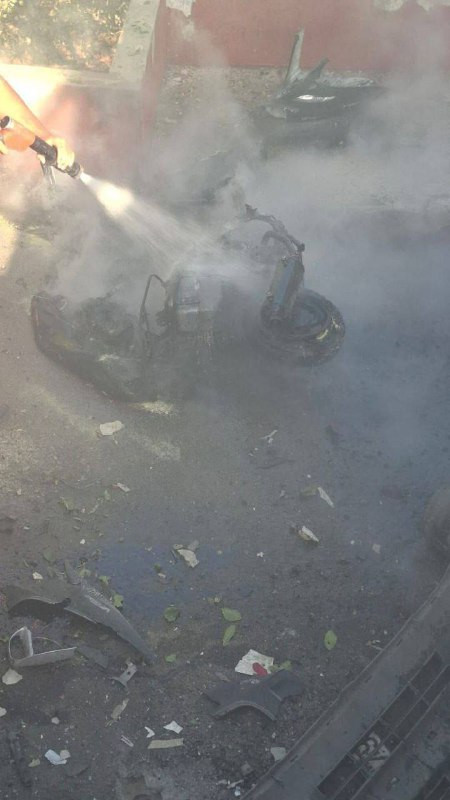 وزارة الصحة اللبنانية أعلنت عن مقتل شهيد وإصابة آخرين في غارة إسرائيلية على بلدة كونين في جنوب لبنان....