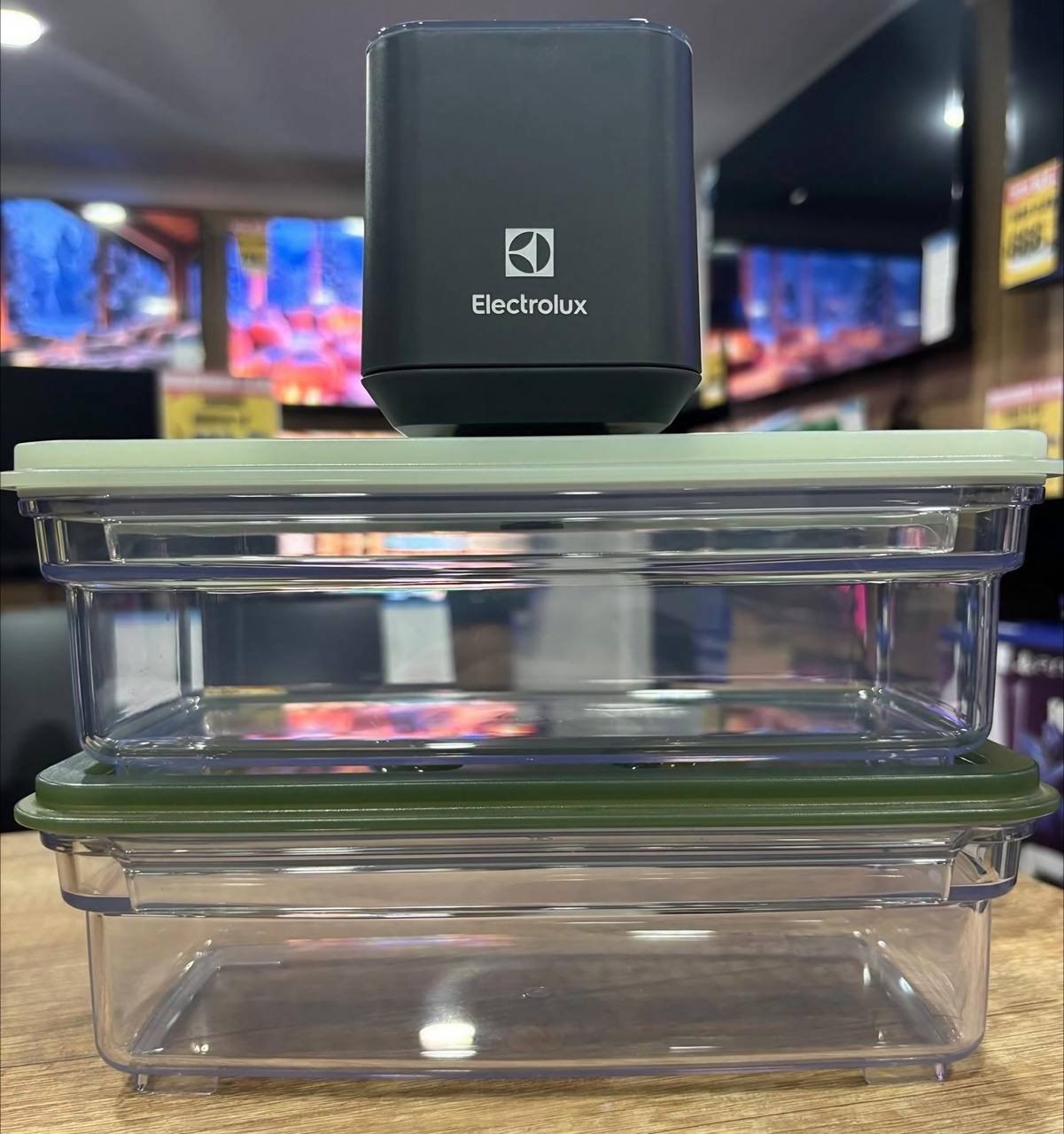 Kit Seladora A Vácuo Portátil Com 2 Potes Electrolux