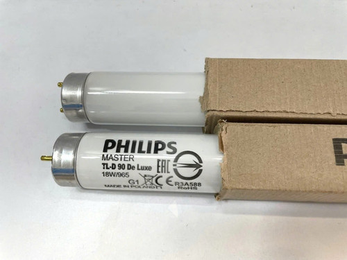 bong den huynh quang thang soi mau philips d65 master de luxe tl d90 18w 965 t8 6500k 600mm 01.jpg