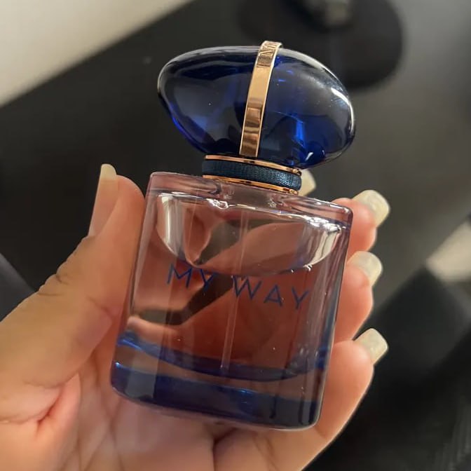 Armani Beauty, My Way Intense Eau de Parfum, 50ml, Giorgio Armani Perfume Feminino, Floral Amadeirado Intenso, Fragrância com Notas de Flor de Laranjeira, Tuberosa da Índia, Baunilha e Sândalo