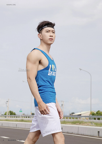 BlueMen405 (16).png