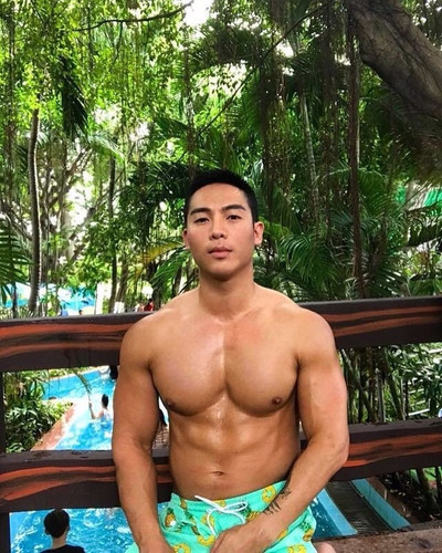 hothunk vietnam 30943458 877733585763906 6261535209116663808 n.jpg