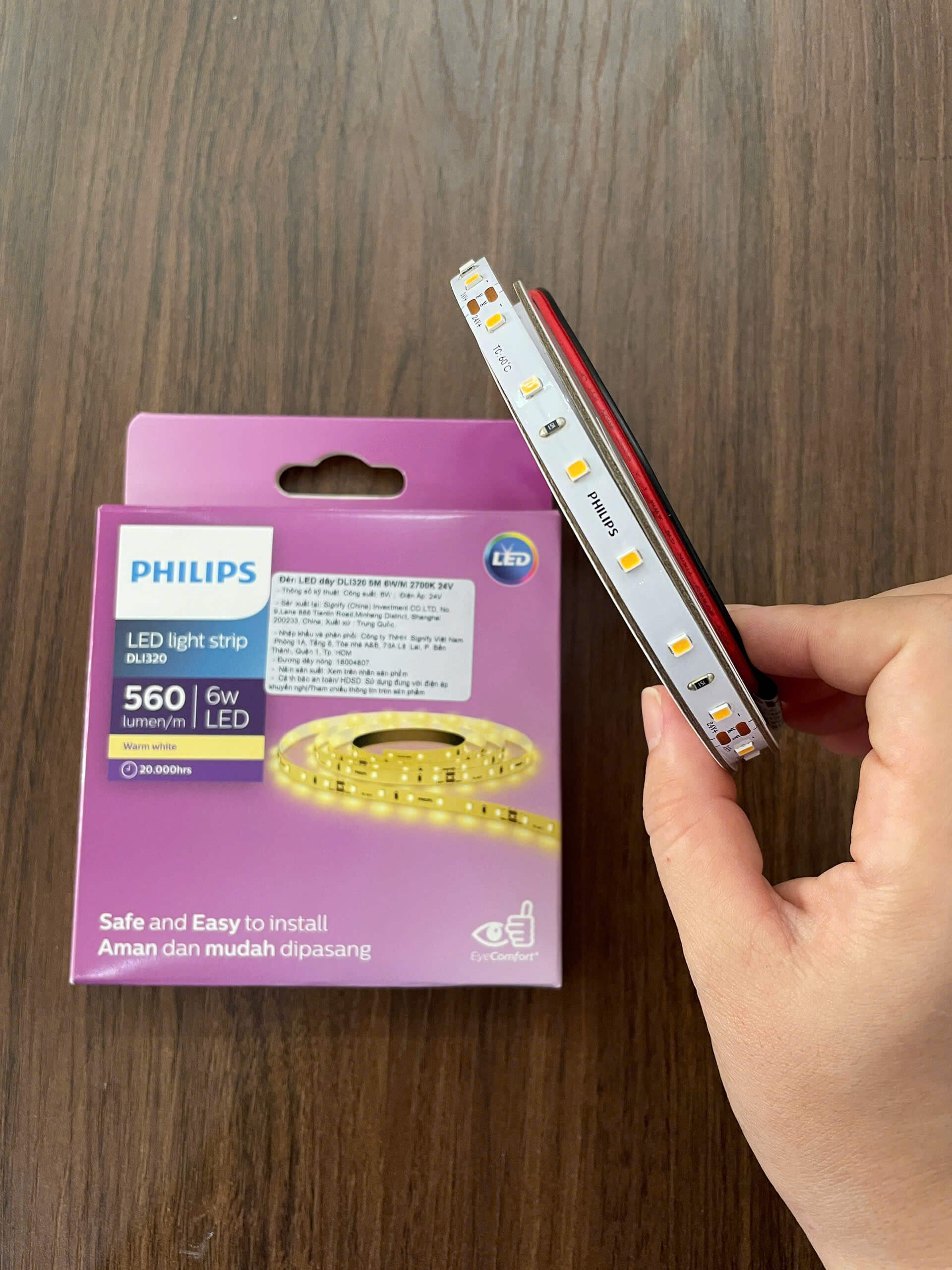 Không gian thư giãn với đèn LED dây Philips