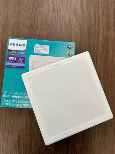 den led op noi vuong philips eridani sq surface led15 l200 18w 865 l222x34mm 1550lm.jpg