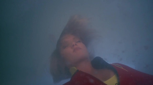 Baywatch Hawaii s10e13 Liquid Visions Brandy Ledford drown 1.jpg