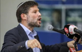 سموتريتش: المذبحة التي ارتكبتها حماس ضدنا في 7 أكتوبر كلفتنا ثمنا باهظا ومؤلما ويجب التحقيق ومحاسبة المقصرين. الحرب لم تنته وهناك من يحثنا على التراجع...