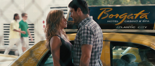 The.Bounty.Hunter.2010.1080p.BluRay.CZ SK EN.x265 My.mkv snapshot 00.27.40 [2025.10.08 21.53.59]