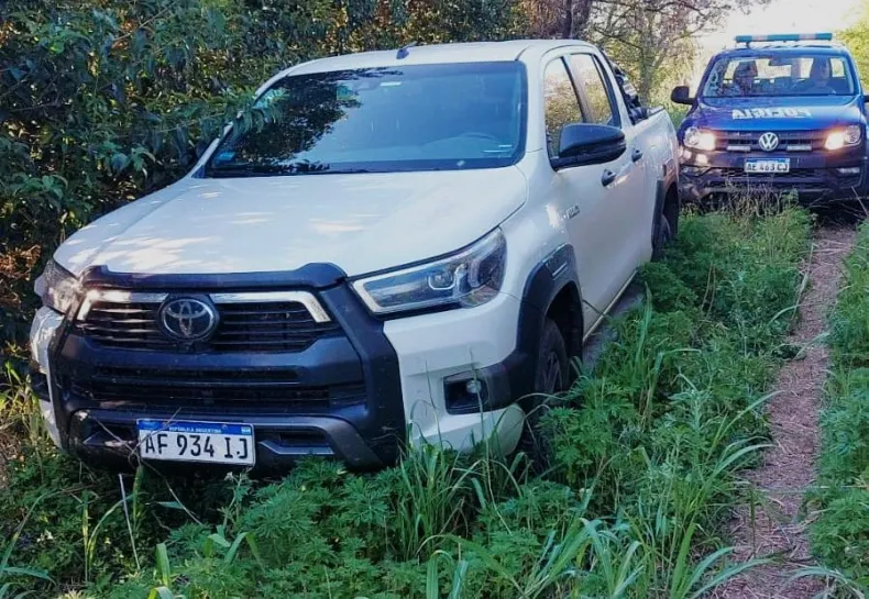 Robo violento en zona rural de Pinedo: encontraron la camioneta sustraída