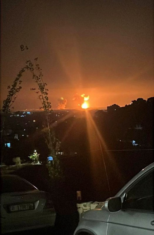 طيران الاحتلال يشن غارات جديدة على جنوب لبنان....