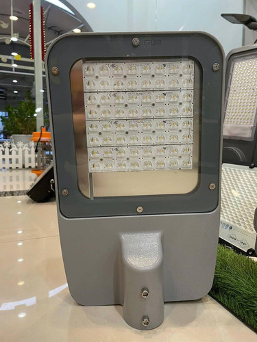 Den duong Led Philips Inside BRP37x 150W 01.jpg