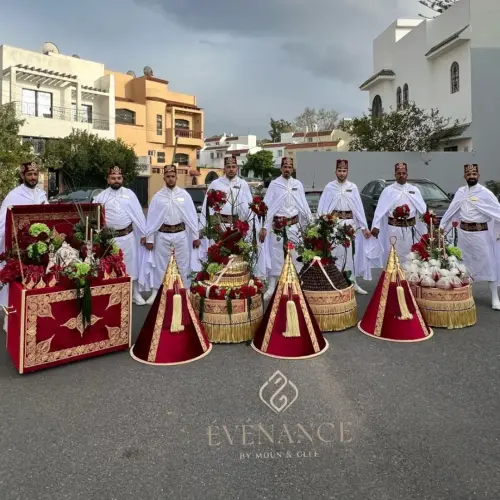 Un pack complet pour sublimer vos Mariages et fiançailles.Le tout decoré avec fleurs naturelles.webp