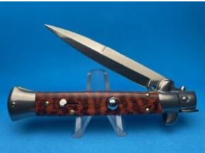 Frank B Italian stiletto knife Maniago,Italy.jpg