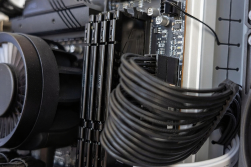 Assembly & Cable Management.png