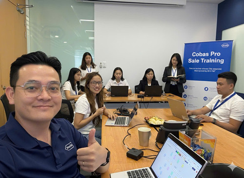 sale training.jpg