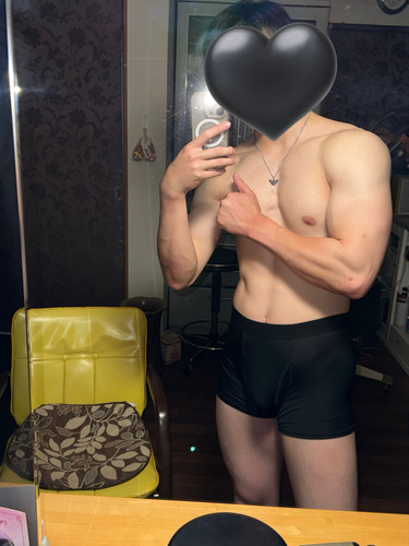 Gq6UkftbIAAqO2u.jpg