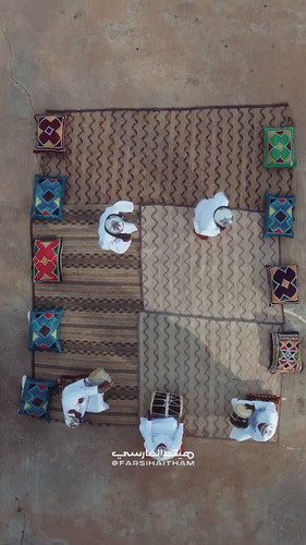 c P8BKMETFHDxVr4.jpg