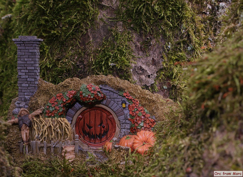 003 16 Hill Lane Halloween Edition.jpg