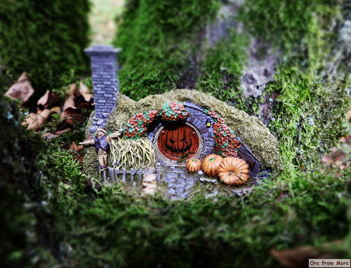 006 16 Hill Lane Halloween Edition.jpg