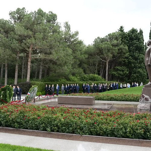 553232311 18066296324601616 6076372780686713966 n.webp?stp=dst jpg s600x600 tt6& nc cat=110&ccb=1 7&.jpg