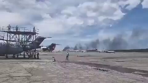 tKCz2qOKzFwW9R9 .jpg