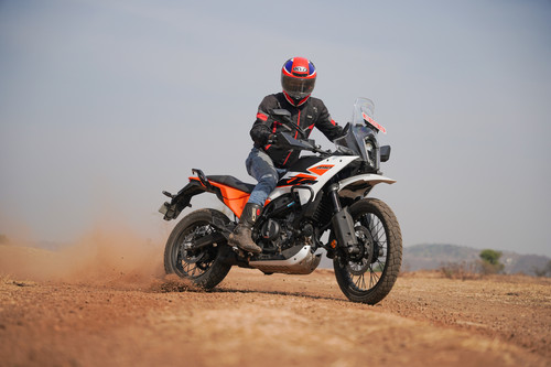 KTM Adventure 390 RT Action 13(2).jpg