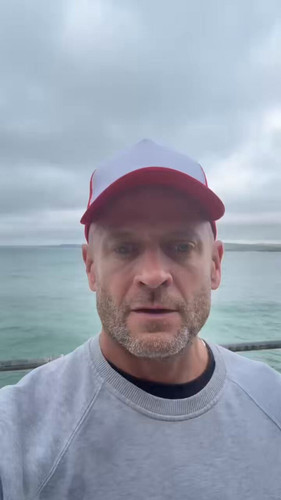 howQ PrsNNzewpqo.jpg