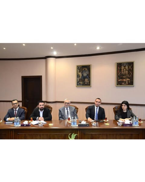 552967975 18408941626113074 3673595145960647927 n.jpg?stp=dst jpg s600x600 tt6& nc cat=102&ccb=1 7& .jpg