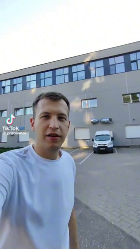 2ypVIa0 hIHn SLk.jpg