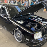 #KR94 Toyota Century (G50)