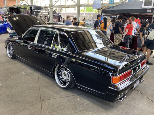 #KR94 Toyota Century (G50).jpg