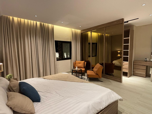 Al Qassim Compound – Book Instantly!.png