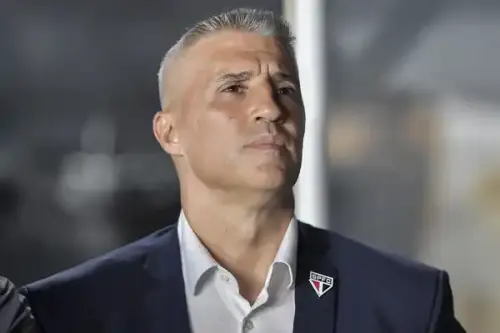 São Paulo precisa de arrancada de campeão nas últimas rodadas para garantir vaga na Libertadores