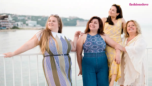 plus size fashion.png