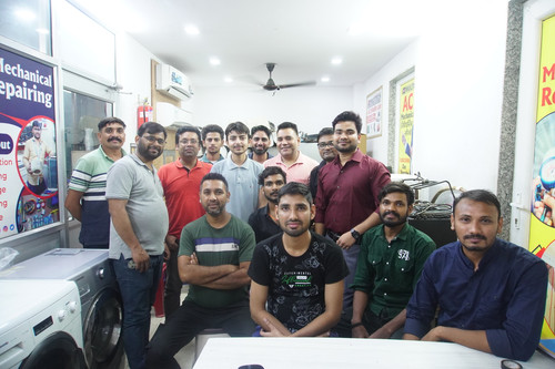 Multitech Institute | AC PCB Repairing Course in Delhi | 8800485390.jpg