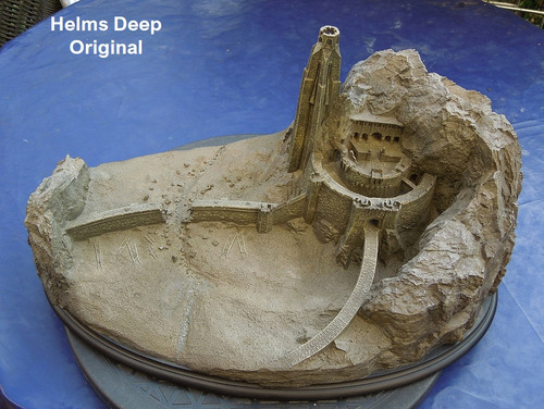 001Helms Deep Original.jpg