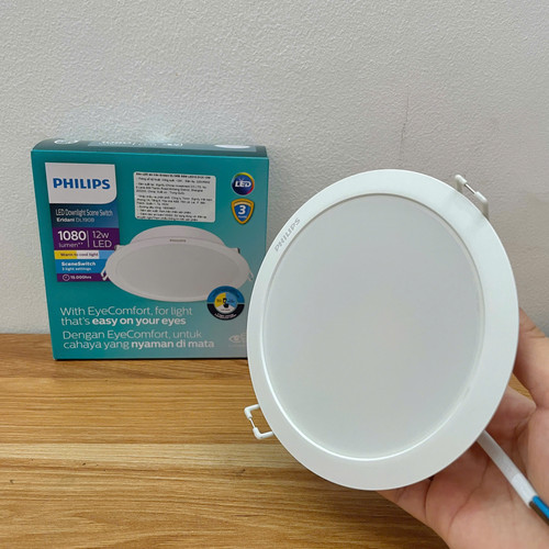 den downlight am tran doi mau led philips eridani dl190b ssw led10 d125 12w 1080lm cct 3000k 4300k 6.jpg