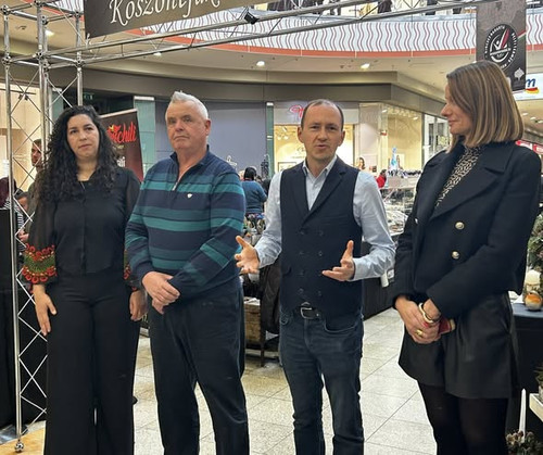 580684726 1453768696556342 2441284144503415382 n.jpg?stp=cp6 dst jpg s590x590 tt6& nc cat=111&ccb=1 .jpg