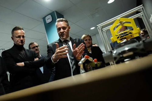 580974335 1360186222241334 81225644598968876 n.jpg?stp=dst jpg s590x590 tt6& nc cat=1&ccb=1 7& nc si.jpg