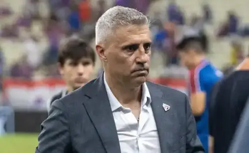 Mudança à vista: Hernán Crespo prepara reformulação no São Paulo durante a data Fifa
