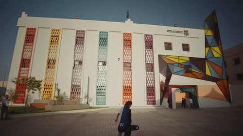 brpmbDEYr5Fo 4xP.jpg