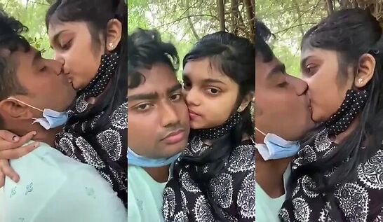 Beautiful Sexy Bengali Gf Showing boobs kissing