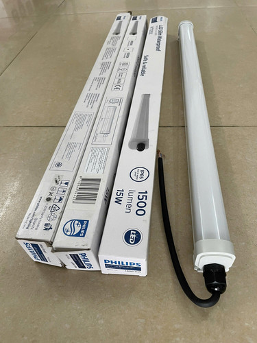 mang den led chong tham waterproof philips batten wt035c 15w led15 cw psu gm cfw l600 6500k 1500lm i.jpg