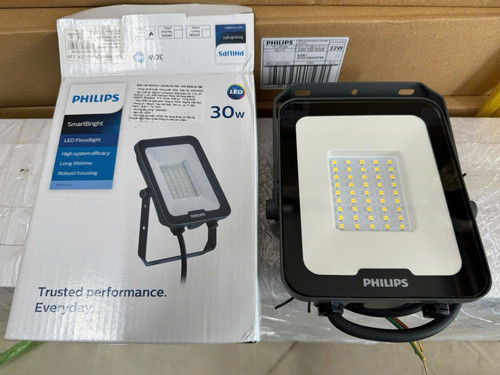 den pha led ngoai troi floodlight philips bvp151 led36 cw psu 30w 220 240v g3 gm 6500k ip65 (1)