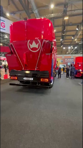 fPD0 36p0QATYM8x.jpg