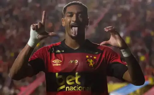 Tricolor recusa atacante; São Paulo descarta atacante após análise do formato de negócio