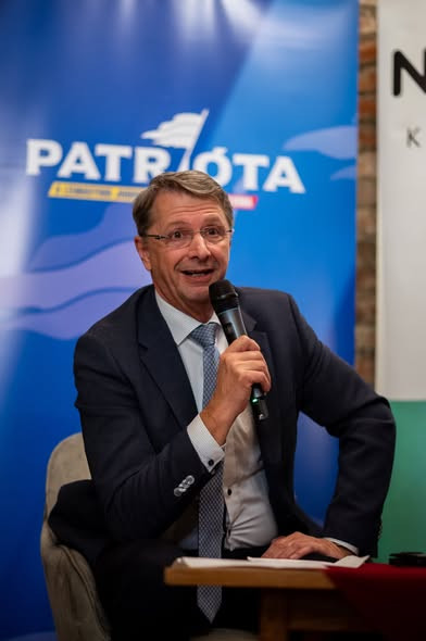 580561463 1215163377098096 5351055377741628180 n.jpg?stp=dst jpg s590x590 tt6& nc cat=111&ccb=1 7& n.jpg