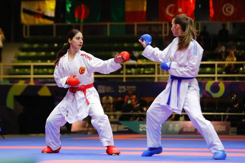 579721016 18418324825113074 1883999209219240431 n.jpg?stp=dst jpg s590x590 tt6& nc cat=106&ccb=1 7& .jpg