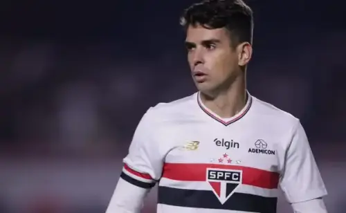 Oscar em crise no São Paulo: retornar ao futebol se torna missão quase impossível, diz André Hernan