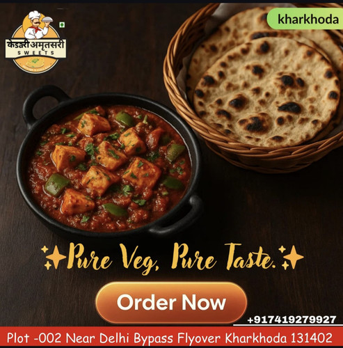 Masaledaar Kadhai Paneer aur garma-garam Butter Roti.jpg
