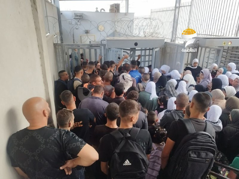 شرطة الاحتلال تعرقل مرور الأهالي والطلبة عبر حاجز الشيخ سعد شرقي القدس المحتلة....